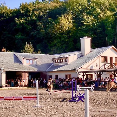 Villa Vladimir, Rekreacni Stredisko Šternberk Exterior foto